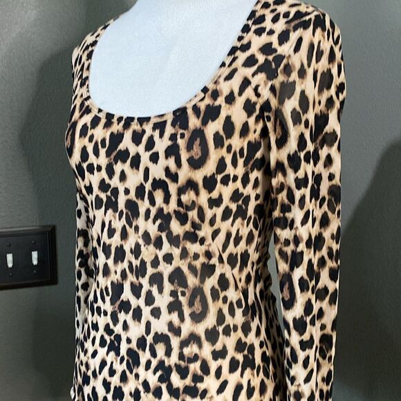 Victoria secret Sheer Mesh Long Sleeve Leopard Top - Picture 3 of 9